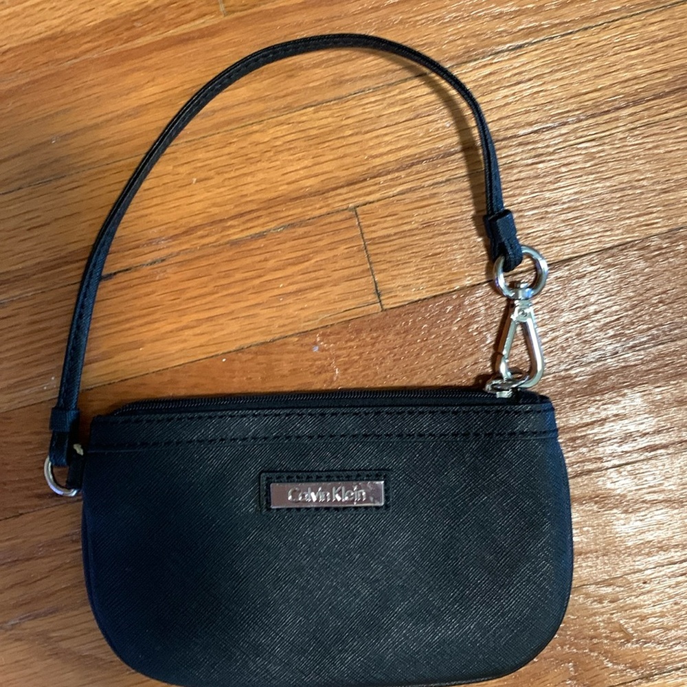 Wristlet